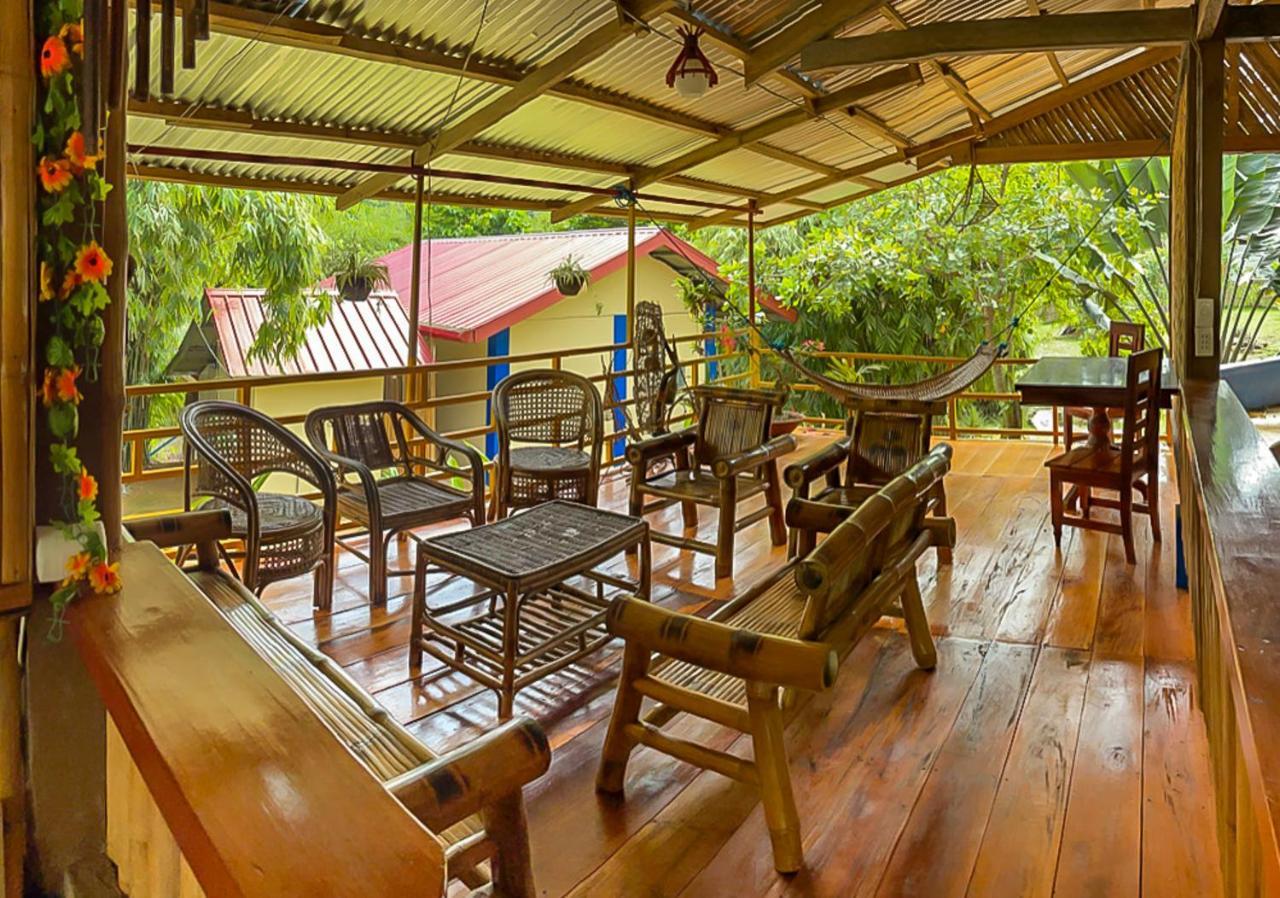 Blue Moon Guesthouse Puerto Princesa ภายนอก รูปภาพ