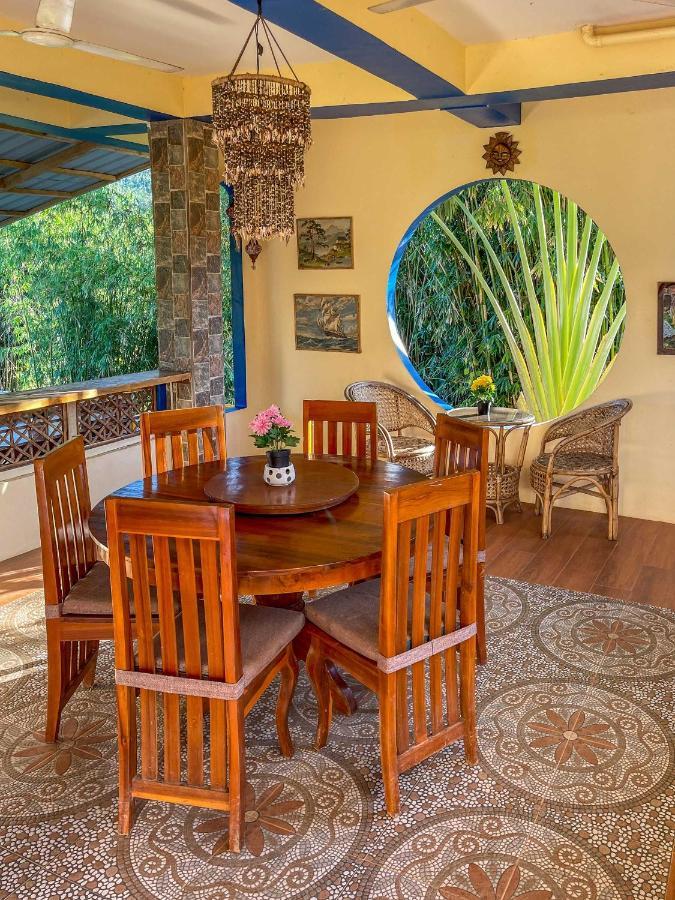 Blue Moon Guesthouse Puerto Princesa ภายนอก รูปภาพ