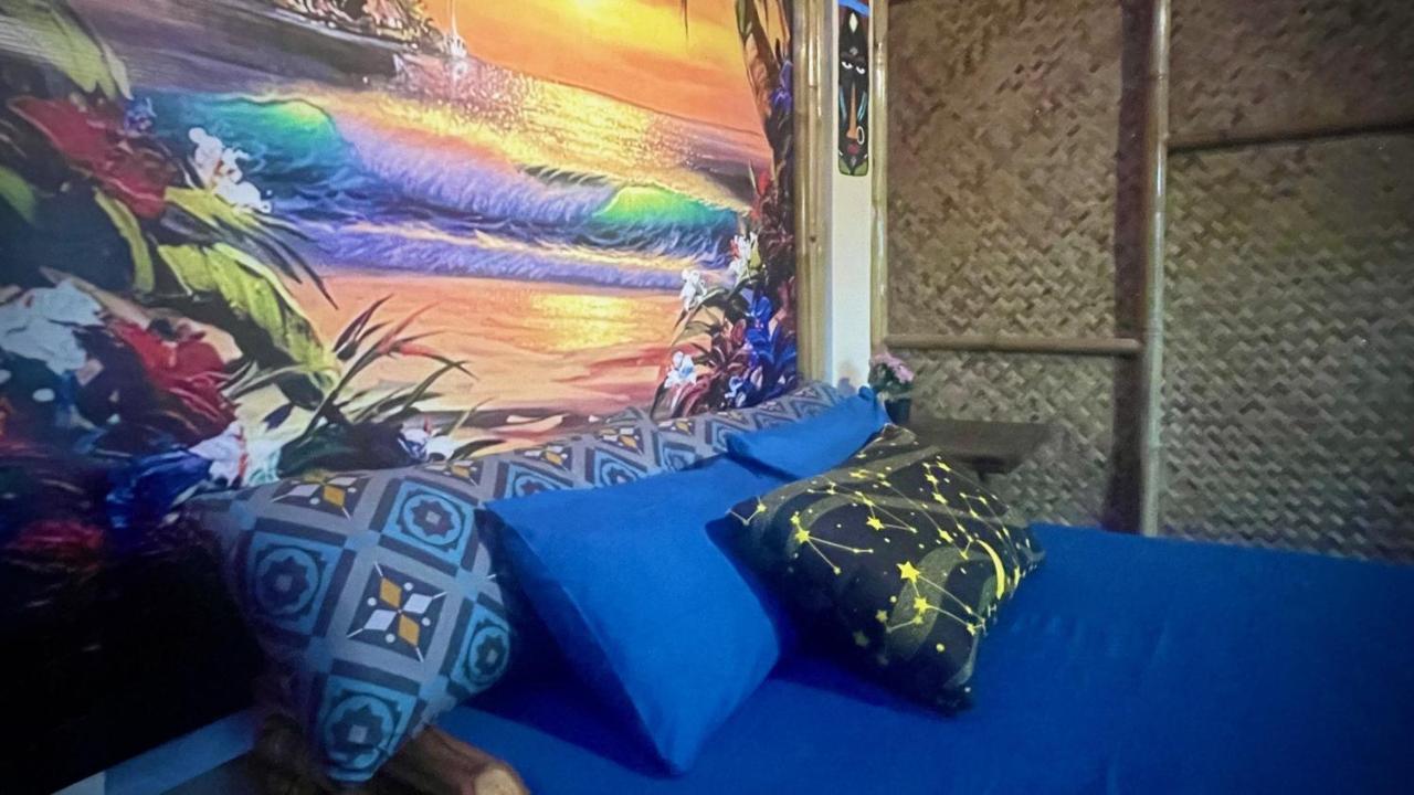Blue Moon Guesthouse Puerto Princesa ภายนอก รูปภาพ