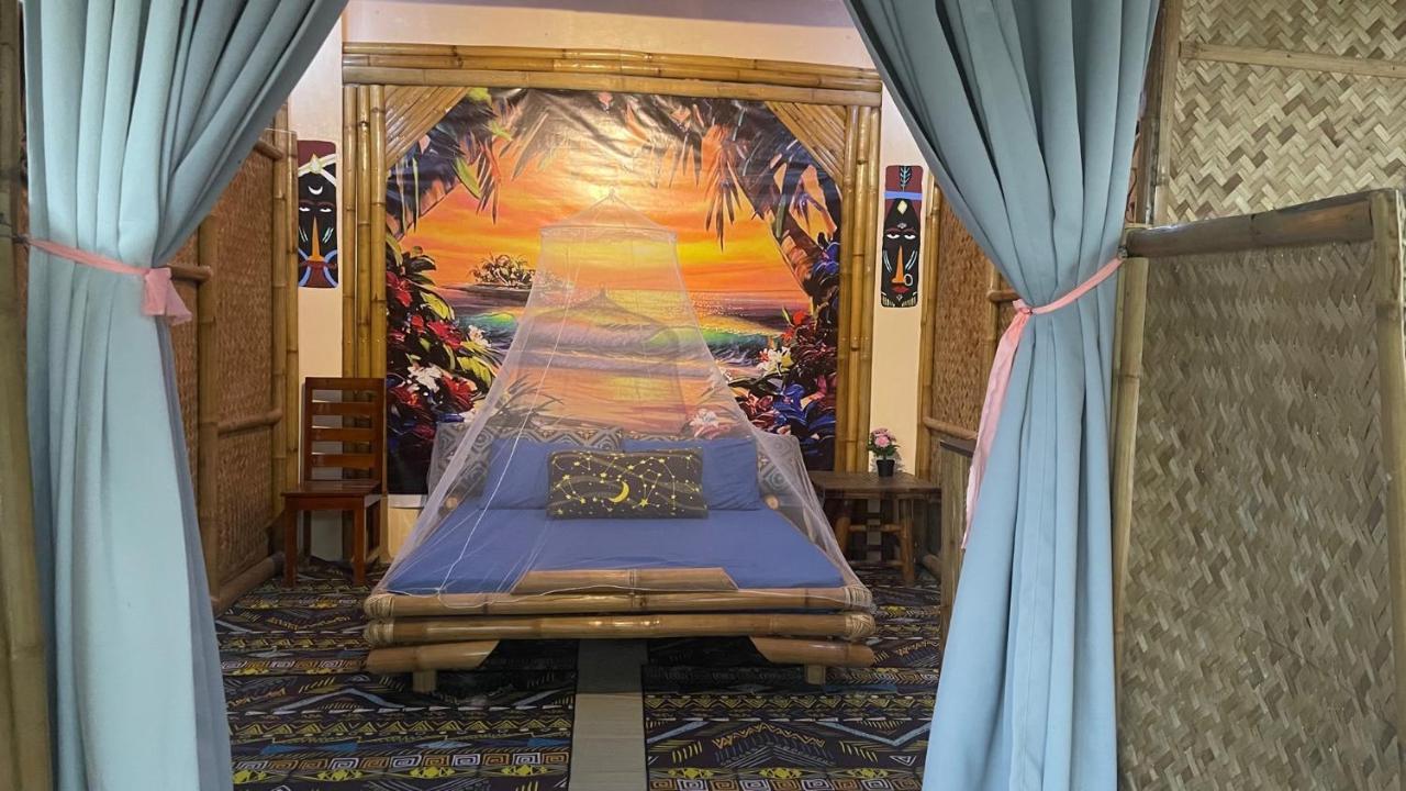 Blue Moon Guesthouse Puerto Princesa ภายนอก รูปภาพ