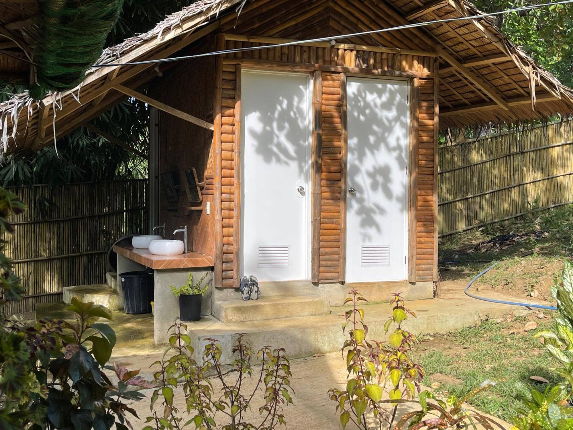Blue Moon Guesthouse Puerto Princesa ภายนอก รูปภาพ